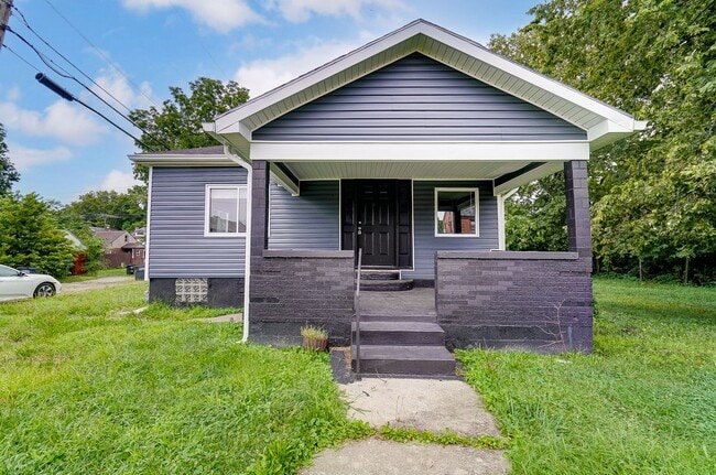 Primary Photo - Two Bedroom, Two Bath in Dayton!