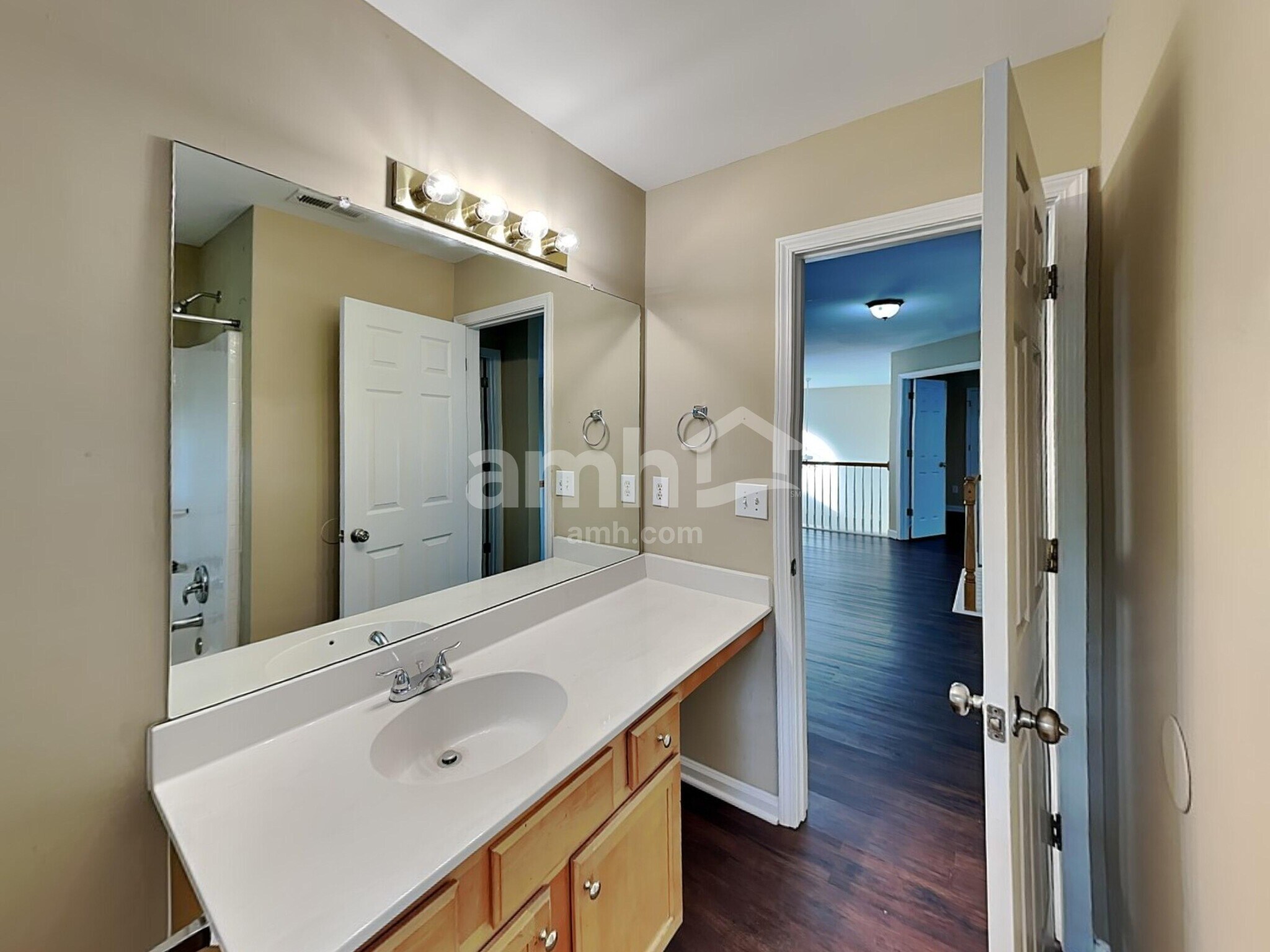 Building Photo - 3380 Lake Breeze Ct