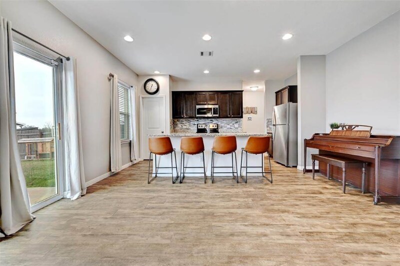 Building Photo - 14016 Sherri Berry Wy