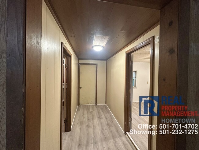 Building Photo - 1402 Phillips St