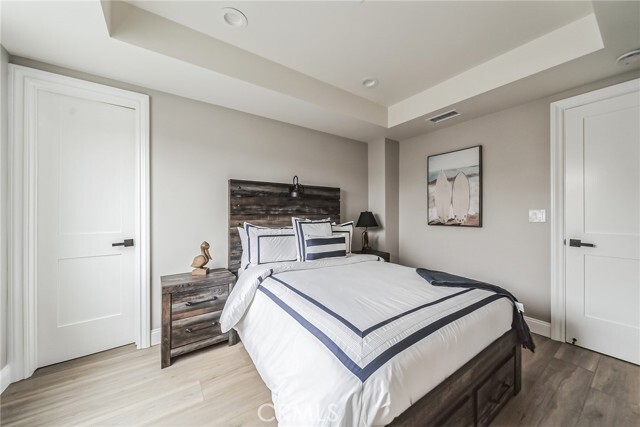 Building Photo - 506 Clubhouse Ave