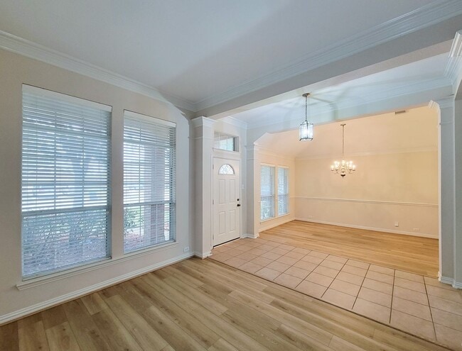 Building Photo - Stunning 3-Bedroom Dream Home in a Quiet Cul-de-Sac!