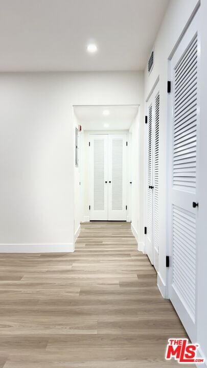 Building Photo - 414 N Palm Dr