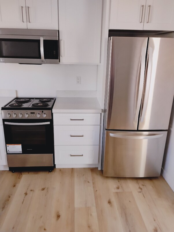 Building Photo - 6060 La Prada St