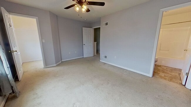 Building Photo - End Unit Townhouse