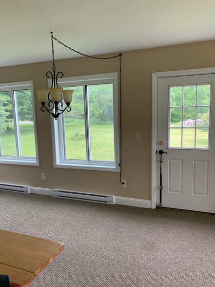 3 season sun room - 56 Finney Rd