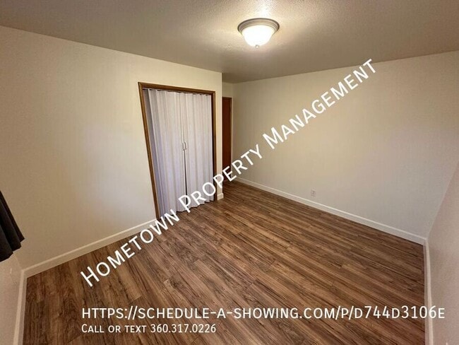 Building Photo - 4904 14th Ave SE