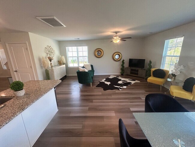 Building Photo - 2769 Prince Charles Ct