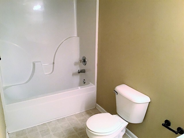 Building Photo - 3498 Torrington Ln