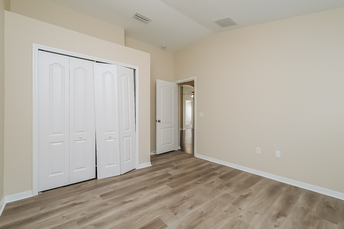 Building Photo - 18254 Cypress Bay Pkwy