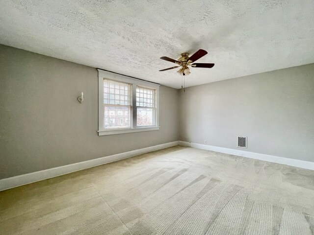 Building Photo - 212 Highland Blvd