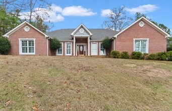 Building Photo - 10495 Royal Points Dr