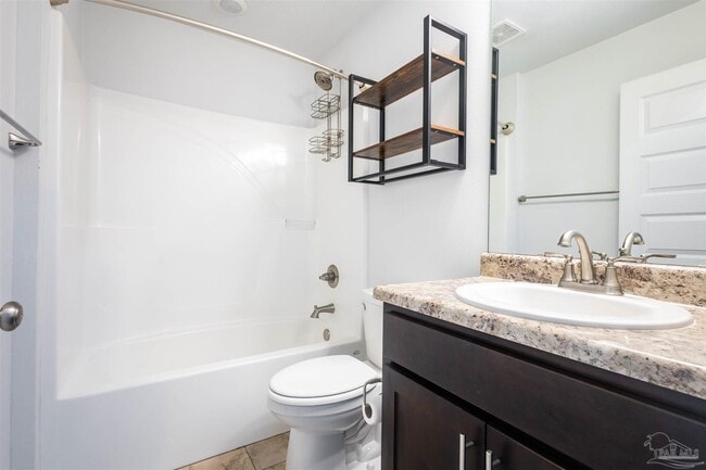 Building Photo - 8702 Doris Ave