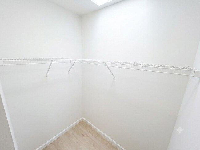 Building Photo - 1086 Blind Brook Cir