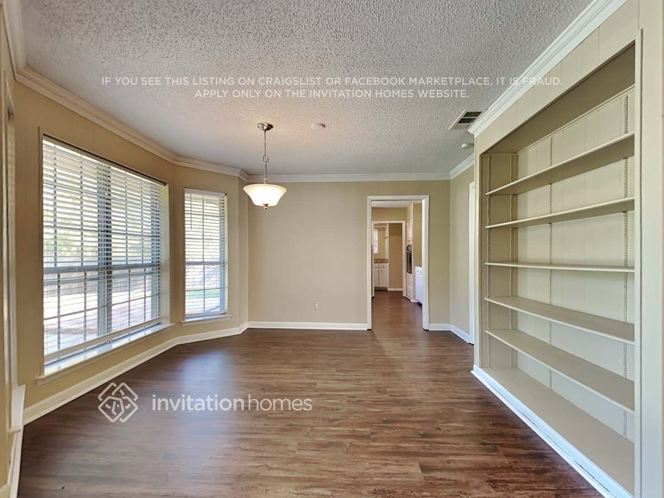 Building Photo - 2114 Valleycrest Dr