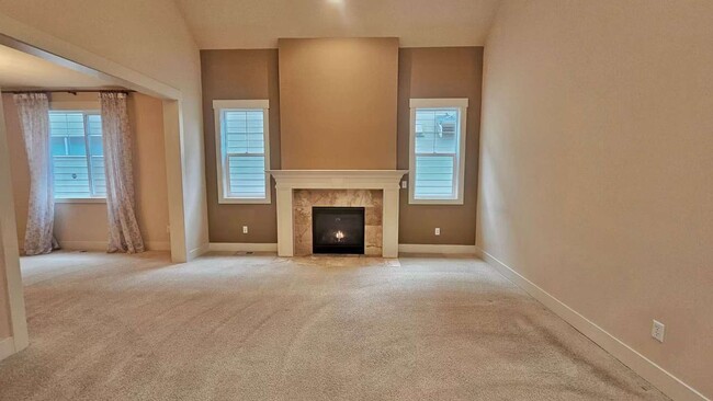 Building Photo - 10844 Muirwood Way NE