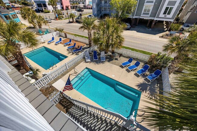 Building Photo - 111B S Yaupon Dr