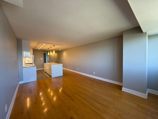 Building Photo - 1245 13th St NW