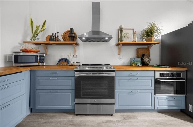 Building Photo - 2925 N Rivers Edge Blvd