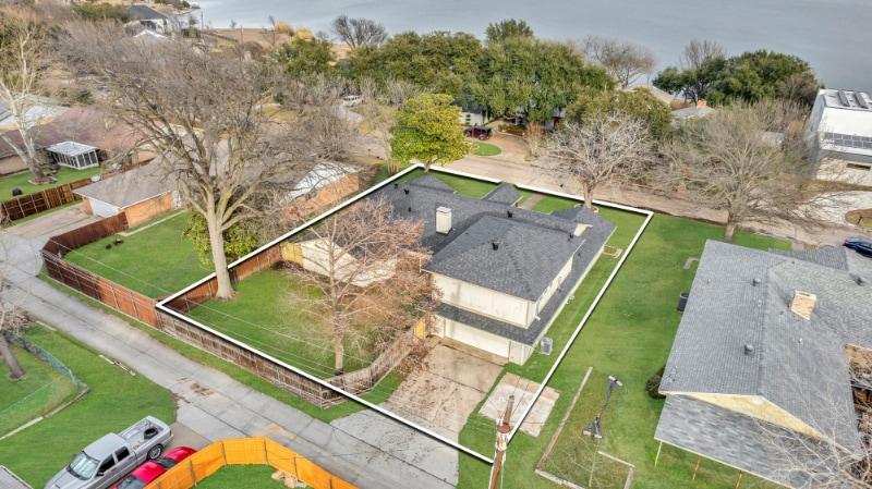 Building Photo - 3105 Bouvier St