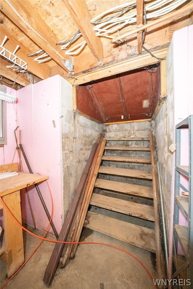 Building Photo - 8376 Cobblestone Ct