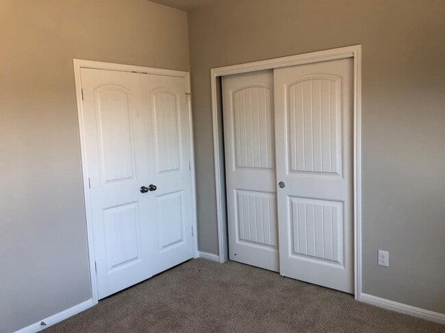 Building Photo - 3504 Blazeby Dr