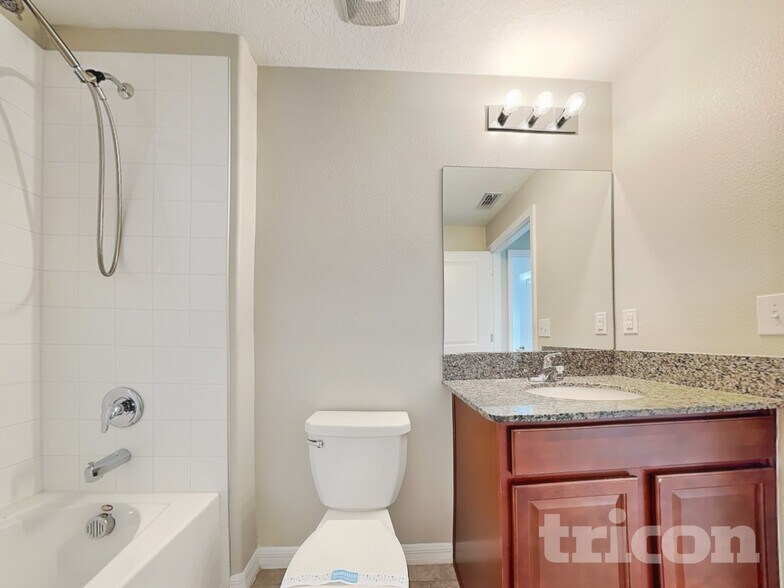 Building Photo - 12739 Lemon Pepper Dr
