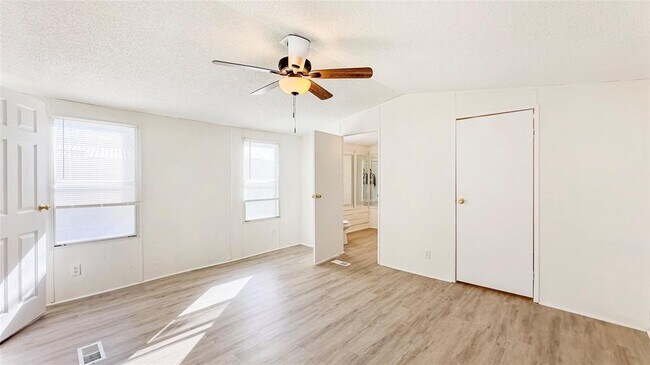 Building Photo - 1202 US-190