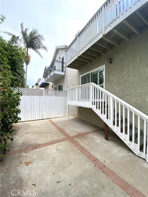 Building Photo - 1525 Carver St