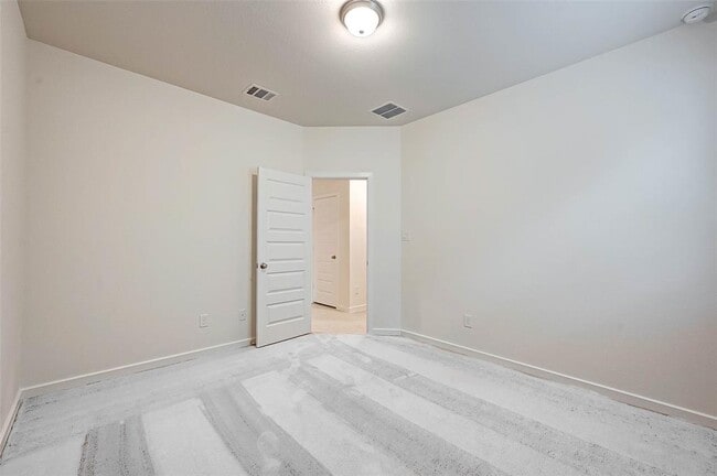 Building Photo - 18822 Fulvetta Haven Way