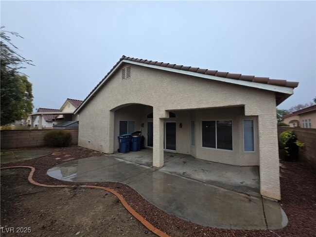 Building Photo - 8240 Aurora Peak Ave