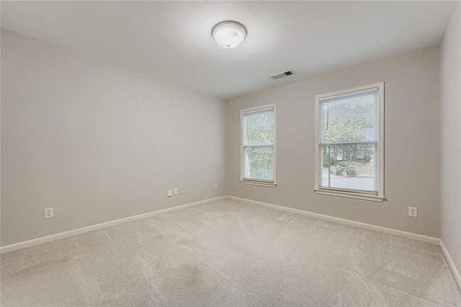 Building Photo - 5155 Courton St