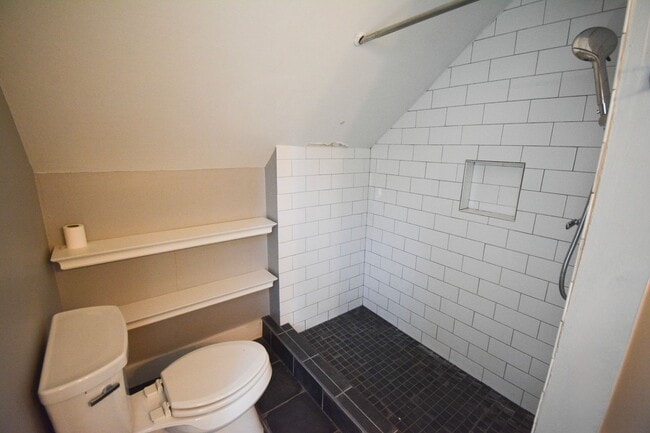 Building Photo - Incredible home in the heart of Historic SW!