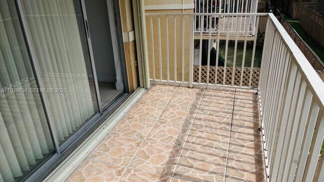 Building Photo - 4420 NW 79th Ave