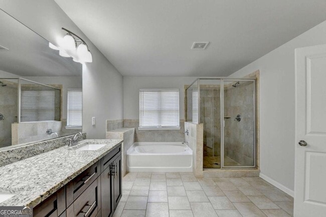 Building Photo - 5535 Lightheart Ct