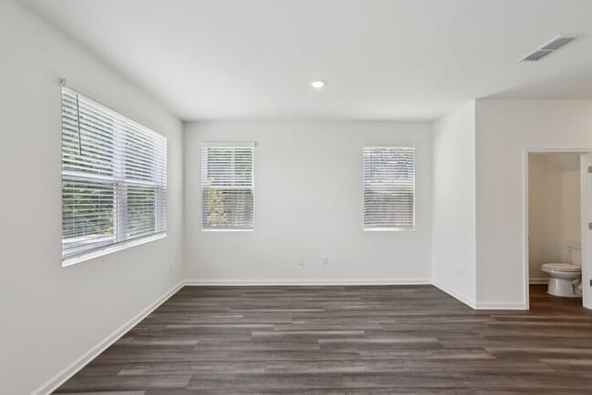 Building Photo - Fantastic 3bd/2.5ba home! Let yourself in!