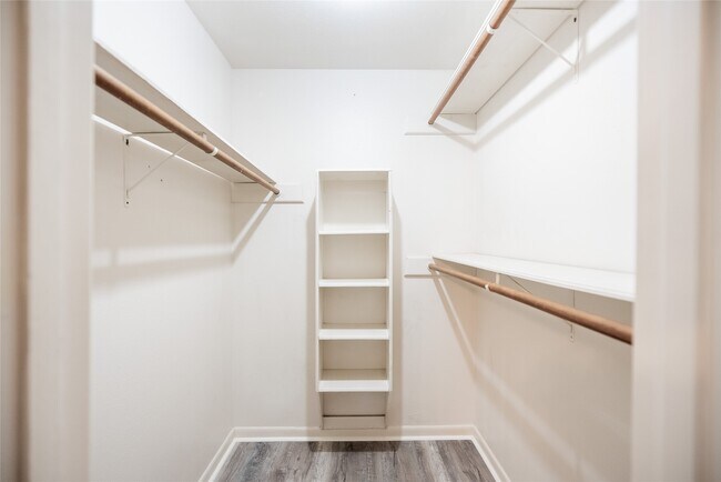 Building Photo - 3050 Orange St