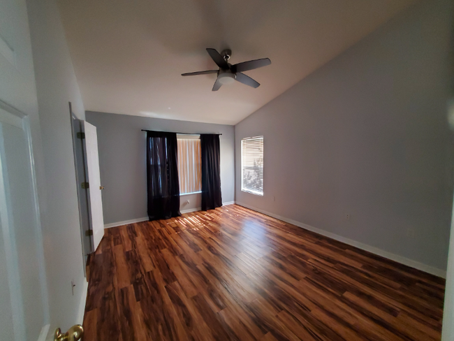 Building Photo - 8881 Christie Dr