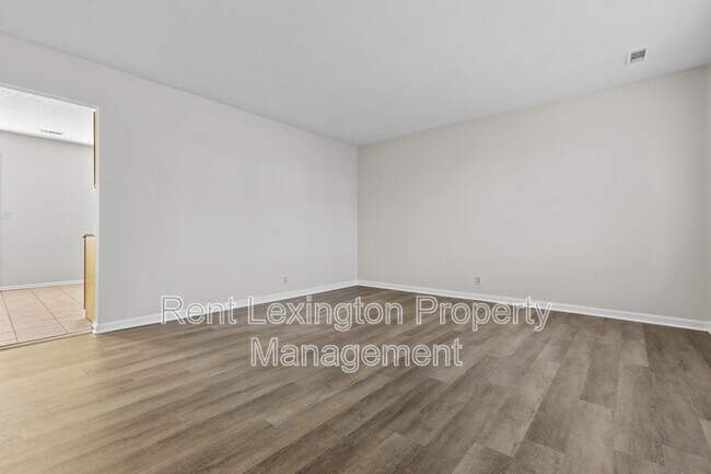 Building Photo - 608 McCurdy Ct