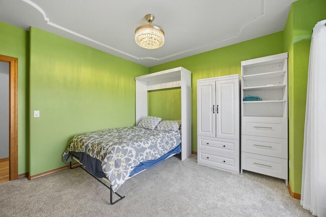 Building Photo - 355 Cindy Rd