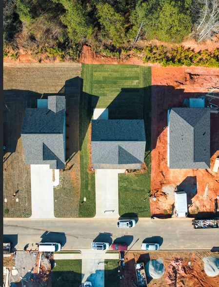 Building Photo - 354 Gray St