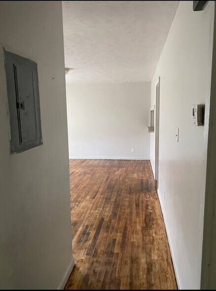 Building Photo - 6188 Timberland Dr