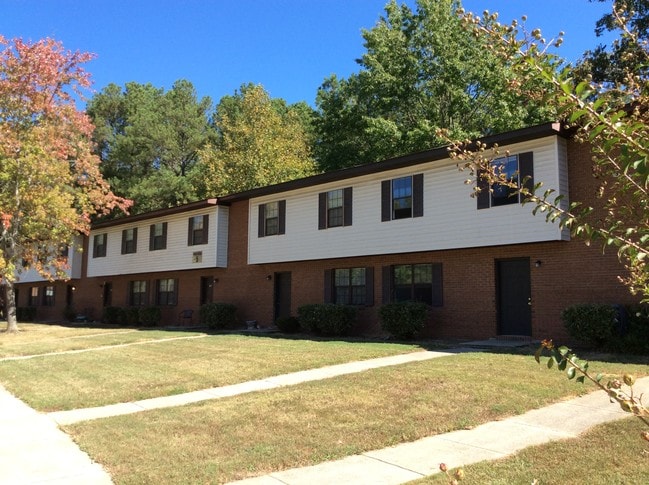 Building Photo - Meadowood Apartments