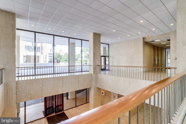 Building Photo - 1435 4th St SW
