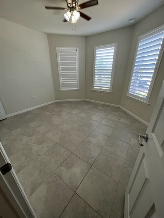 Building Photo - Stunning Lakefront 3/2 Home in the Heart of Babcock Ranch