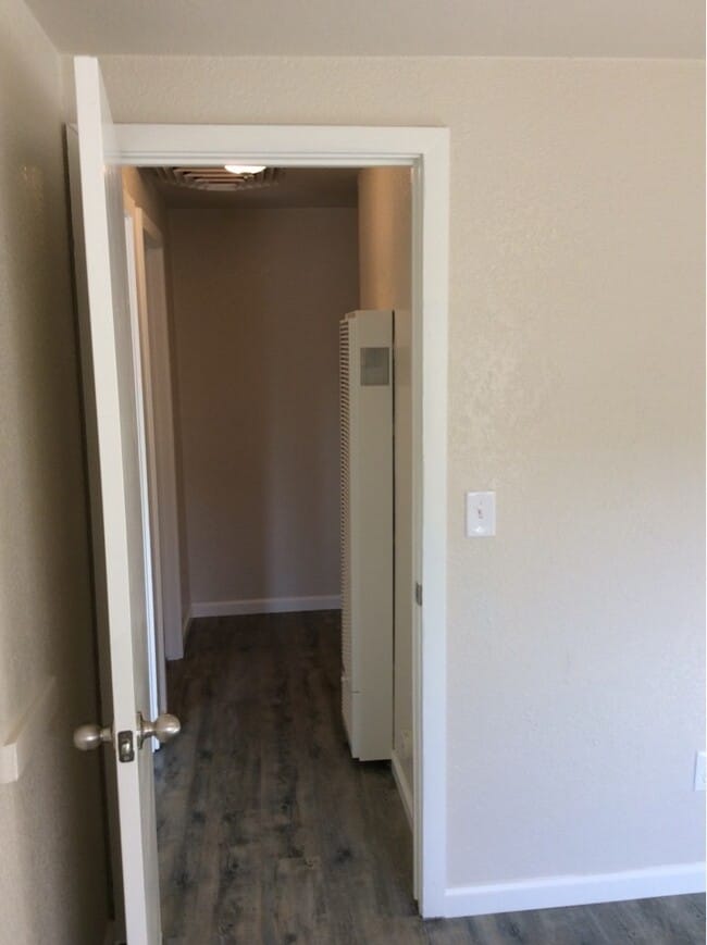 Building Photo - APPLY FOR THIS BEAUTIFUL HOME TODAY!