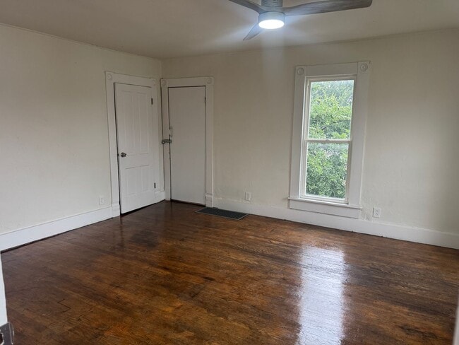 Building Photo - 2522 Olive St