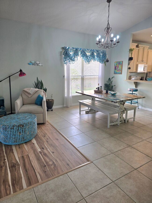 Building Photo - Gorgeous 3/2/2 in Terra Vista!!!