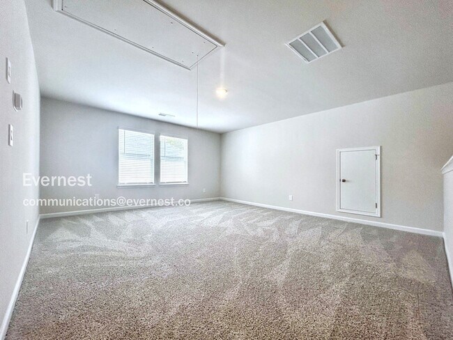 Building Photo - 3954 Brushy St