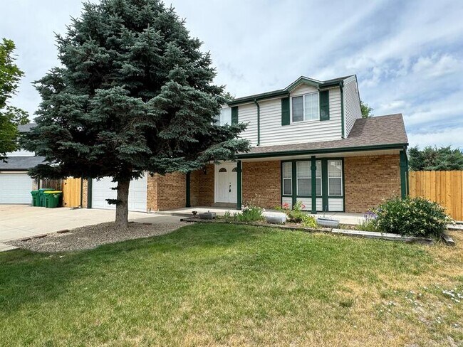 Primary Photo - 9781 W Fremont Pl